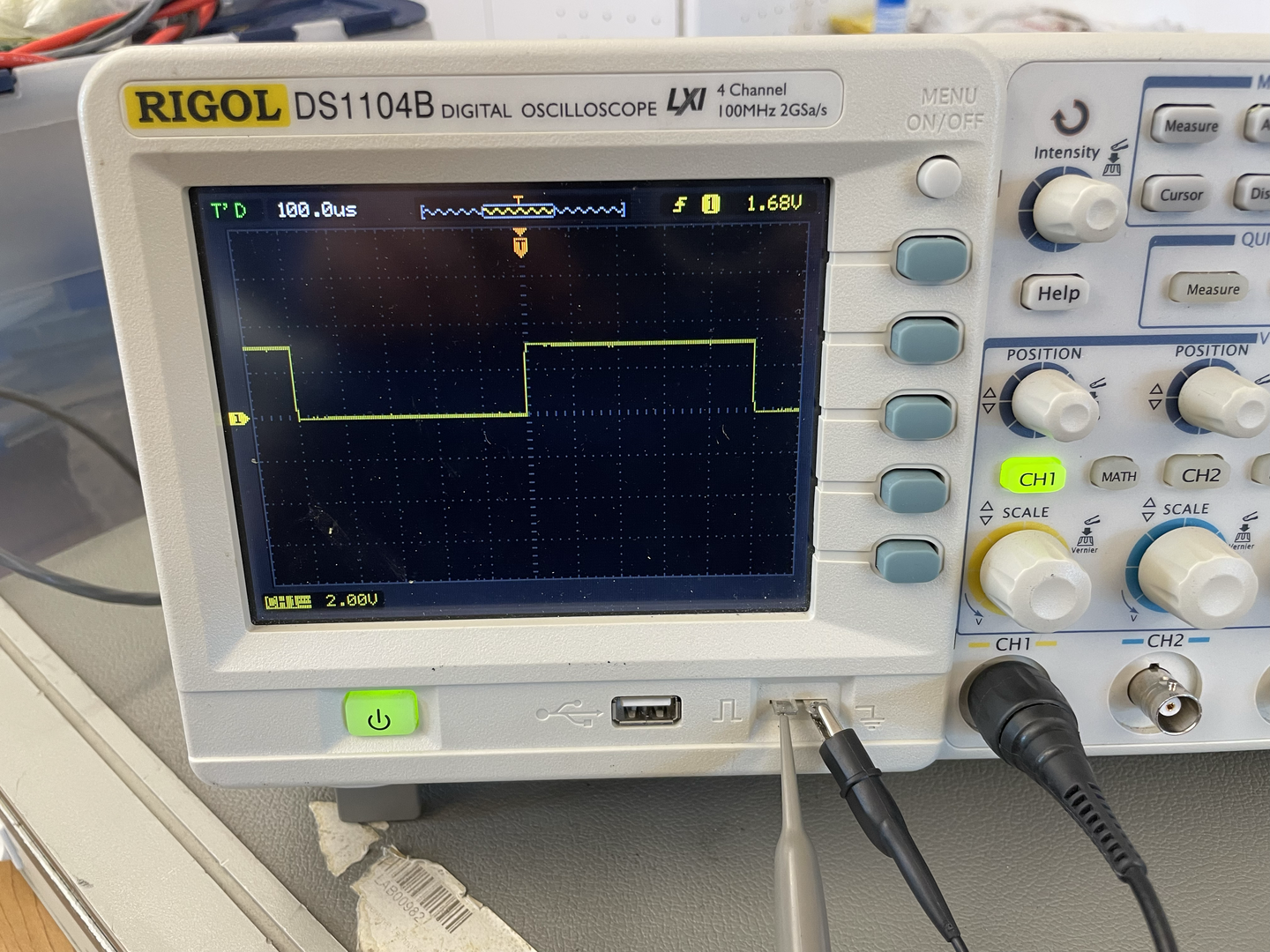 Oscilloscope measurement of signal waveforms to ensure clean communication and proper voltage levels across the system.